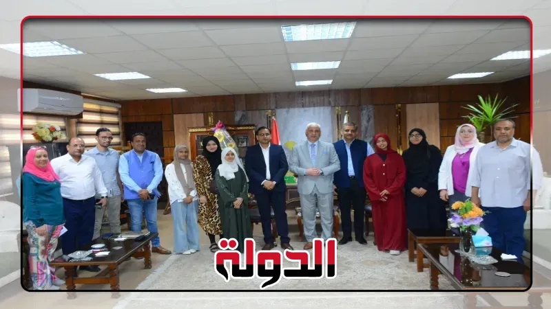 نائب رئيس الجامعة يشارك في افتتاح المهرجان الثقافي الهندي