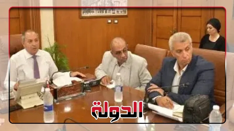 محافظ بورسعيد يوجه بتسريع توصيل المرافق للكورنيش وفق الخطة الزمنية المحددة