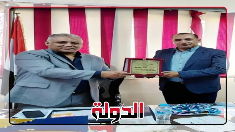 حفل تكريم مدير إدارة تعليم الشرابية لبلوغه سن المعاش