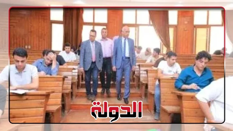 رئيس جامعة كفر الشيخ يتفقد سير امتحانات الفرقة الرابعة بكلية الطب