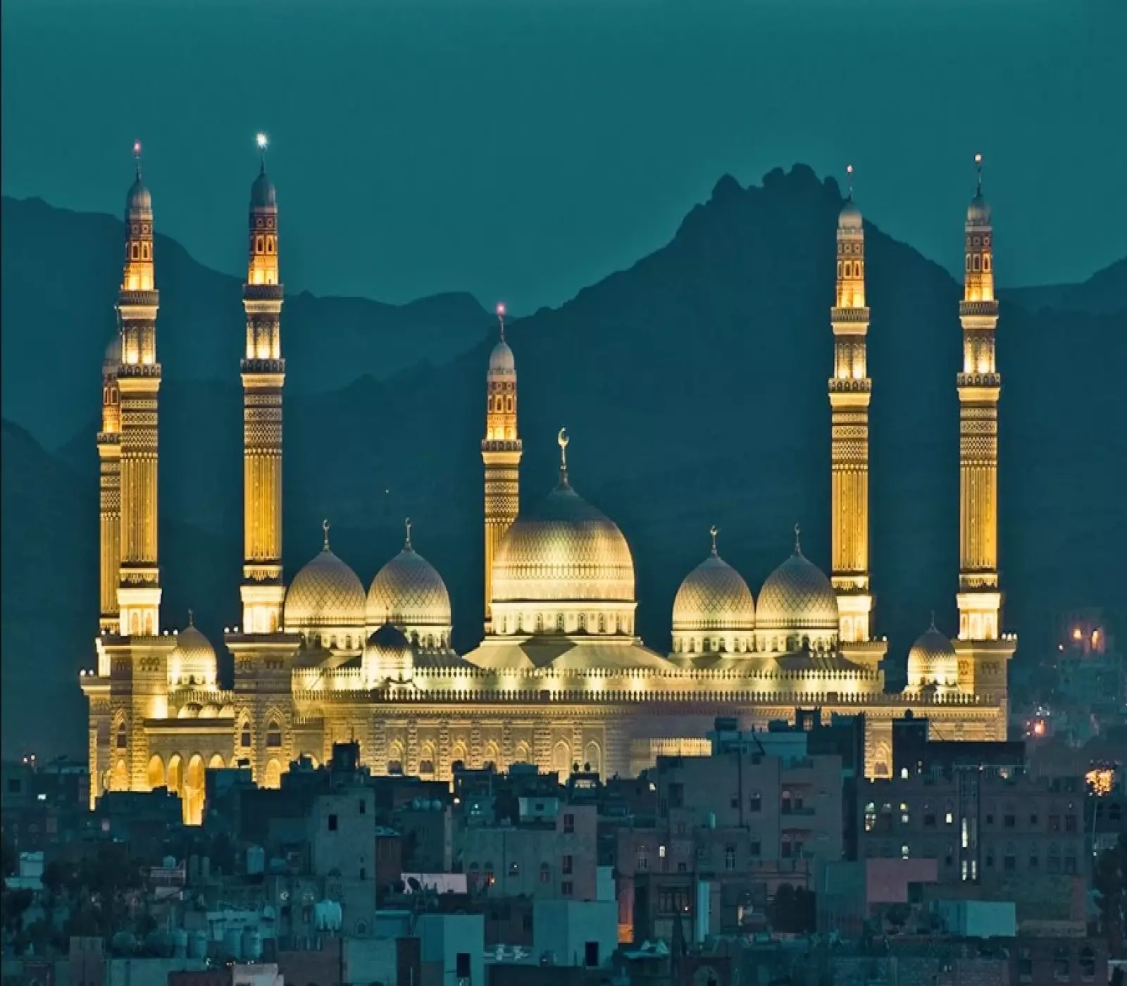 رمضان في اليمن 2025: هذا هو أول التحديات الاقتصادية الصادمة التي ستواجه العائلات في صنعاء هذا العام !