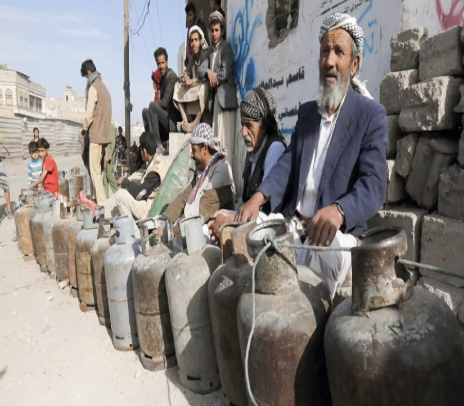 توضيح رسمي عاجل من الشركة اليمنية للغاز بشأن وضع أسواق الغاز المنزلي وأسعاره في المحافظات المحررة بداية رمضان
