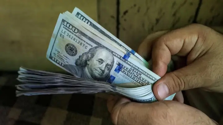 سعر الدولار في العراق اليوم السبت 19 يوليو 2025 مقابل الدينار العراقي.. أين رُصد أعلى مستوى بالسوق السوداء؟