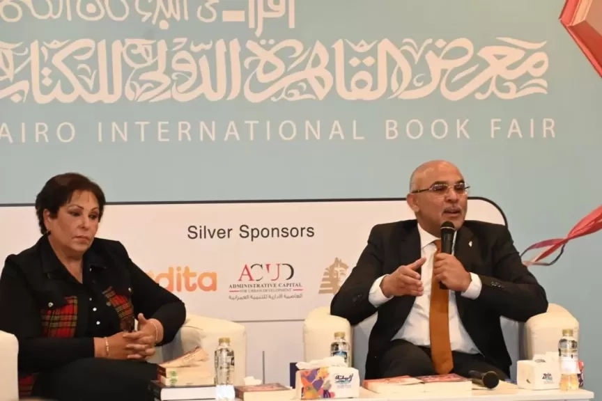 بحضور نخبة من الأكاديميين والإعلاميين.. حفل توقيع كتابي 'ألا في الفتنة سقطوا' و'حمزة لا بواكي له'