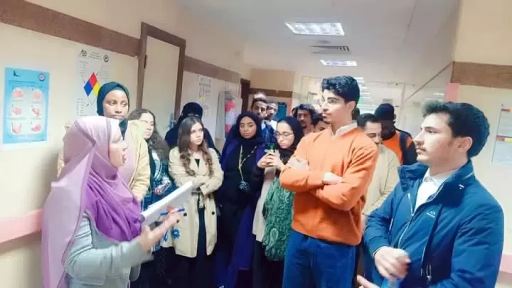 الطلاب الوافدين بالجامعات المصرية يشيدون بامكانات معهد الكبد القومي ومعهد الأورام بجامعة المنوفية