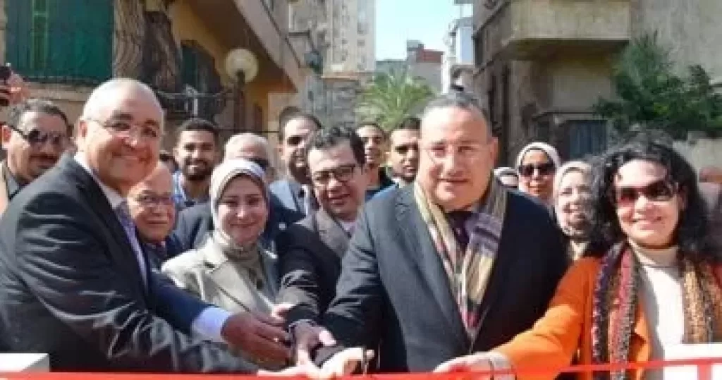 رئيس جامعة الإسكندرية يفتتح جدارية 'تميمة الحضارات' بسور كلية الفنون الجميلة