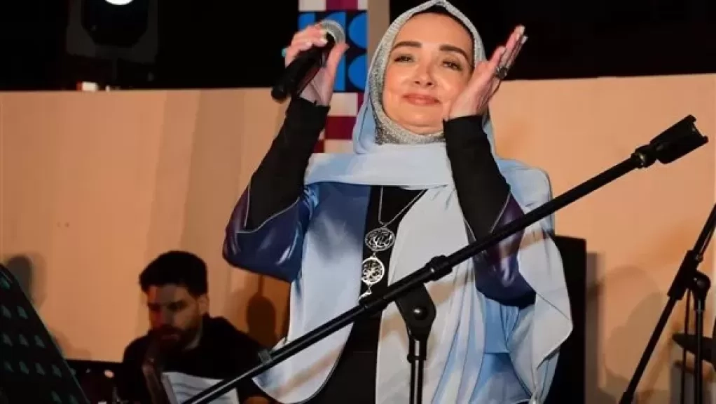 لأول مرة.. عايدة الأيوبي تحيي خيمة رمضانية بحضور نجوم الفن (صور)