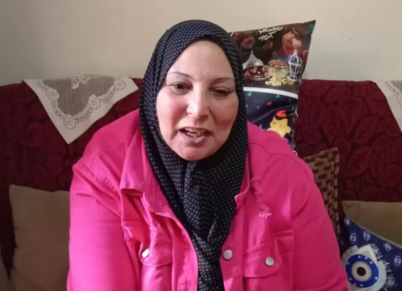الأم المثالية بكفر الشيخ: زوجي توفي يوم عيد ميلادي.. وأولادي كل حياتي