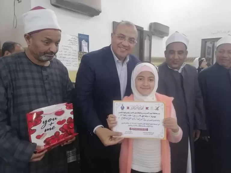 رئيس مدينة مرسى علم يشهد الاحتفال الذي إقامته إدارة الأوقاف بليلة القدر