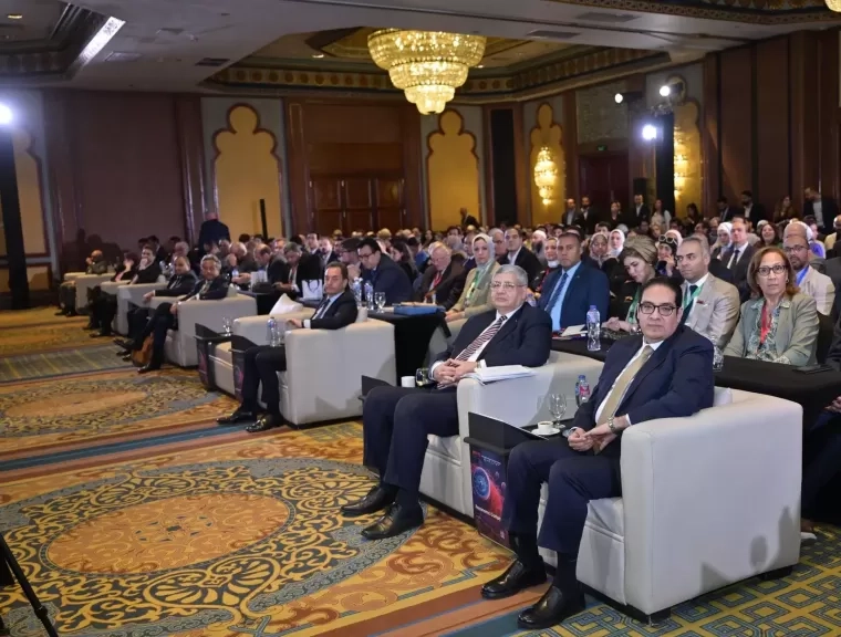 رئيس جامعةالقاهرة يشارك فى افتتاح فعاليات مؤتمر المدرسة الدولية لطب الأورام السريري (ISCO-2025)