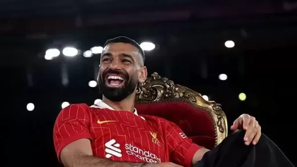 محمد صلاح يقترب من تحطيم رقم آلان شيرار التاريخي في الدوري الإنجليزي