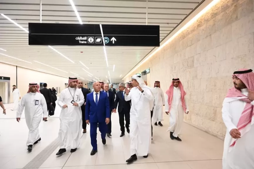 كامل الوزير يلتقي نائب وزير الصناعة والثروة المعدنية لشئون الصناعة بالسعودية