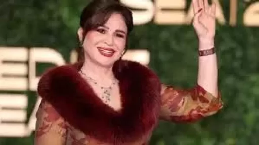 إلهام شاهين تهنئ جمهورها بمناسبة شم النسيم