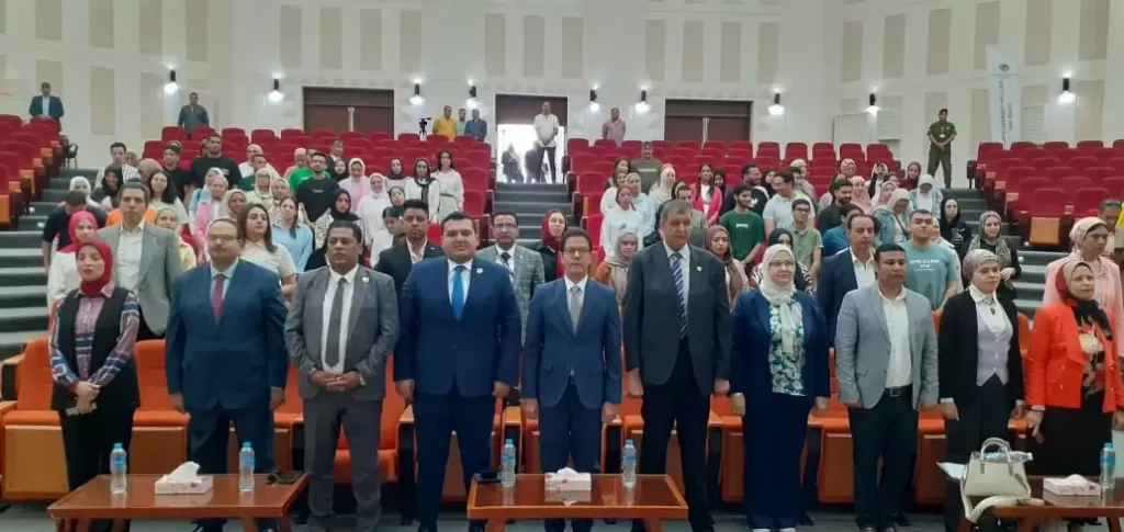 'رئيس جامعة بنها':- الذكاء الاصطناعي شريكا فعالا في الإبداع والتطوير