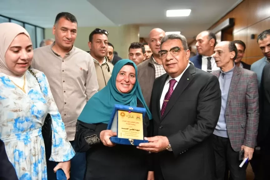 محافظ الدقهلية: الجمهورية الجديدة تُبنى بسواعد عمال مصر الشرفاء
