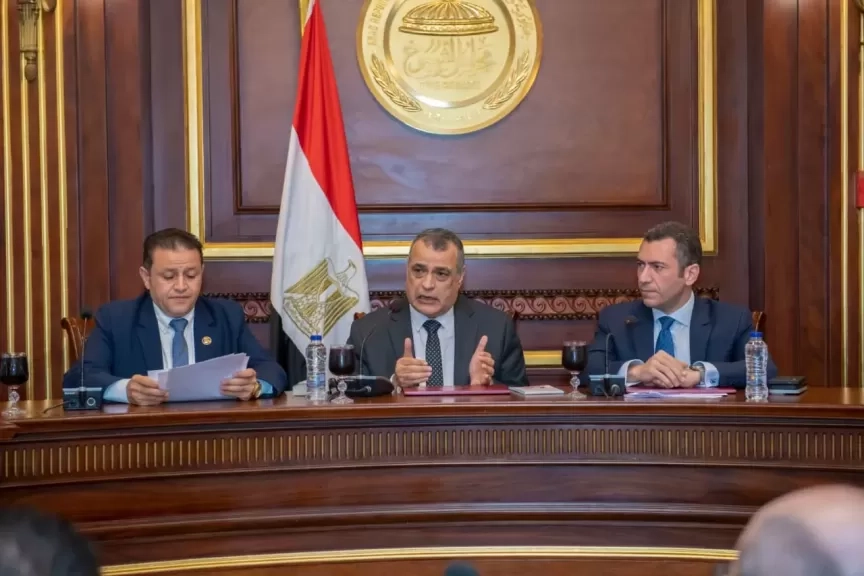 الصناعة أهم ركائز التنمية الاقتصادية الشاملة.. الإنتاج الحربي تنفيذ مشروعات قومية في النقل الأخضر والحفاظ على البيئة
