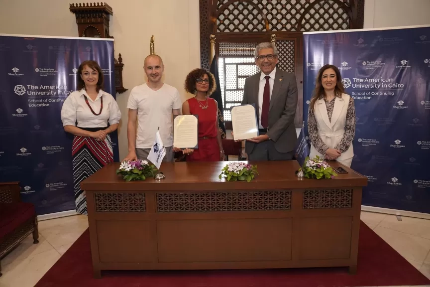 كلية التعليم المستمر بالجامعة الأمريكية بالقاهرة تطلق شهادة 'Film Industry Business Certificate' بالتعاون مع منصة Silver Screen Film School لتأهيل صناع السينما تجاريًا