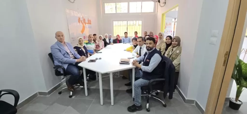 عبر تقنية الفيديو كونفرانس.. وزير الشباب والرياضة يفتتح معمل الابتكار بكفر الشيخ