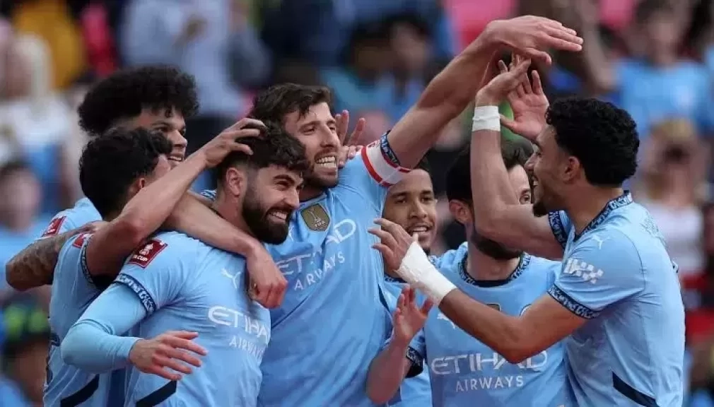 مرموش يقود تشكيل مانشستر سيتي أمام فولهام في الدوري الإنجليزي