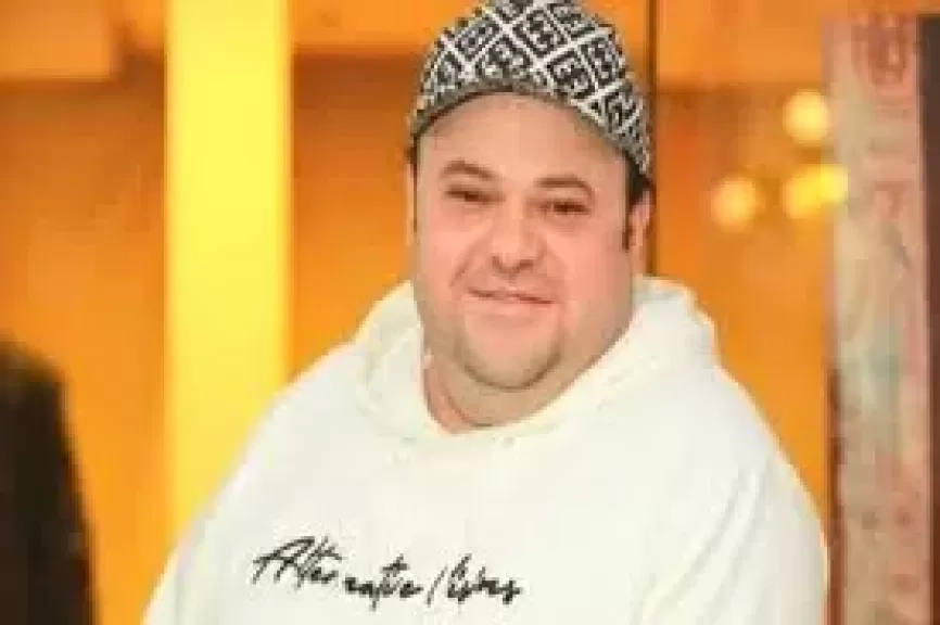 مدحت تيخا يثير الجدل بعد تحريف تسجيله الصوتي حول أزمة مسلسل 'قلع الحجر'.. ما علاقة الجماعة المحظورة؟