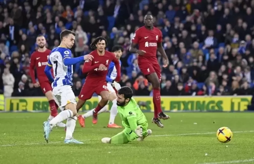 ليفربول يخسر أمام برايتون 3-2 بمشاركة صلاح بالدوري الإنجليزي