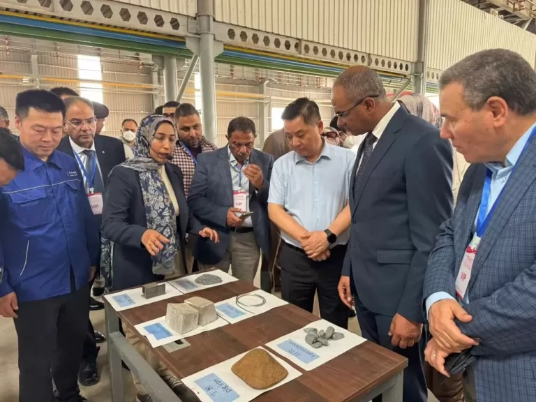 «باستثمارات 150 مليون دولار»..نائب وزير الاسكان يتفقد مصنع «شين شينج» الصيني لمواسير الدكتايل