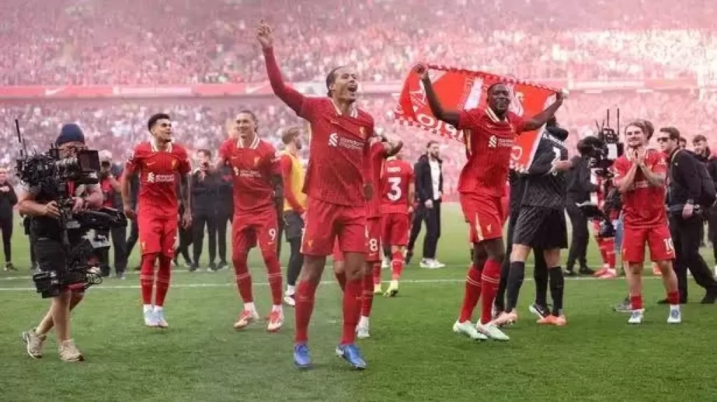 بحضور الأساطير.. ليفربول يجهز لاحتفال تاريخي بلقب الدوري الإنجليزي