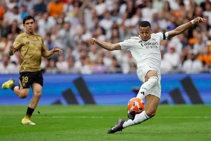 في ختام الدوري الأسباني ريال مدريد يفوز بثنائية مبابي على سوسيداد
