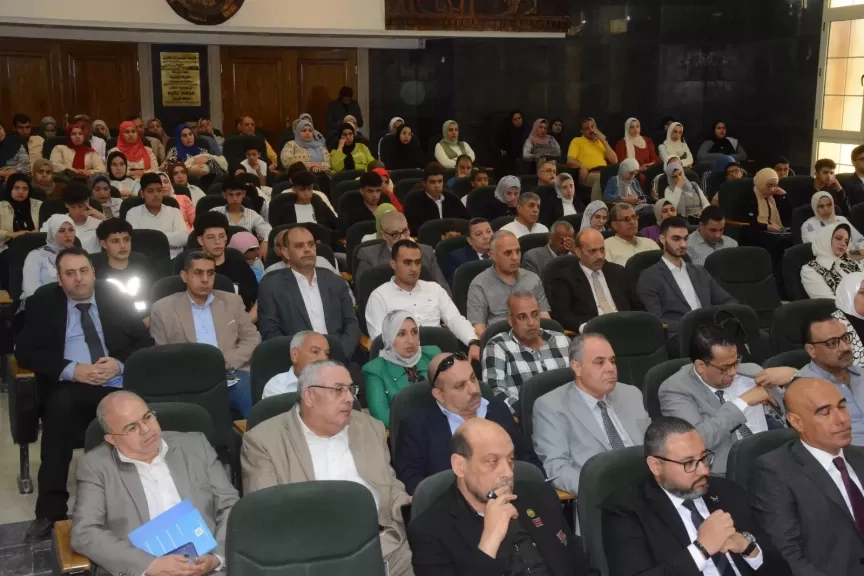 محافظ الغربية ورئيس البورصة المصرية يفتتحان الدورة الـ 12 لمؤتمر 'البورصة للتنمية' تحت رعاية رئيس مجلس الوزراء
