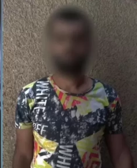فيديو كشفه 'خناقة في المواصلات'.. أمن القليوبية يضبط المتهم بالتعدى علي جاره ببنها