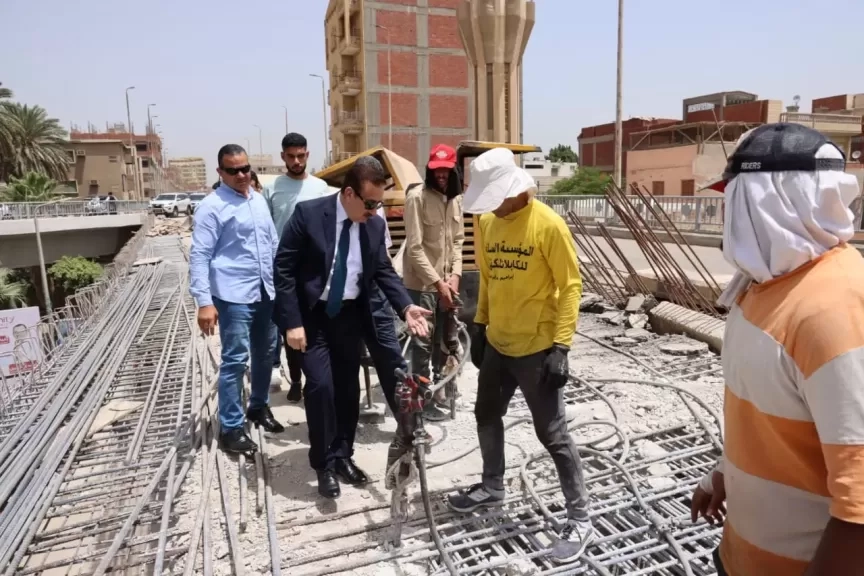 محافظ المنوفية يتفقد أعمال تطوير مدخل الباجور البحري ورفع كفاءة كوبري الباجور العلوي
