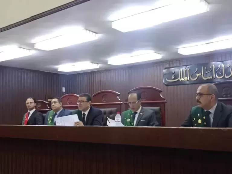 المشدد 5 سنوات لشقيقتان استدرجوا شخص وأكرهوا علي توقيع أوراق بالعبور