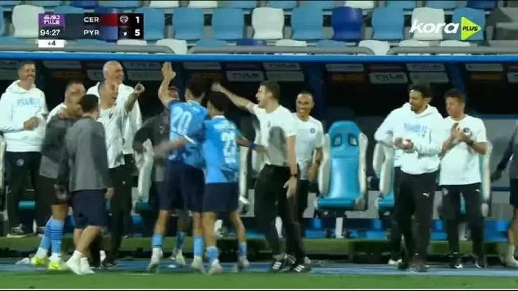 رغم تتويج الأهلي رسميا.. بيراميدز يحتفل بعد الفوز على سيراميكا