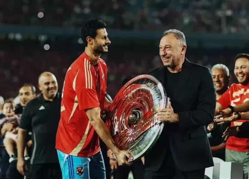 بسبب الخطيب.. عمرو أديب ينفعل على مجلس الزمالك