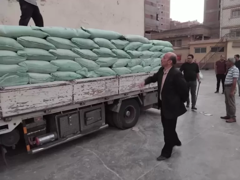 ضبط سيارة تحمل 9 طن دقيق بلدي مدعم قبل تهريبه بالغربية