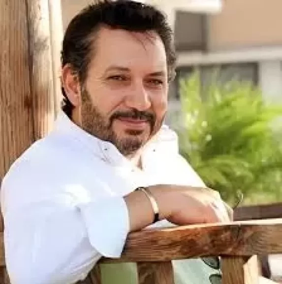 كمال ابو رية ينضم إلي 'برشامة' .. والعرض قريبآ