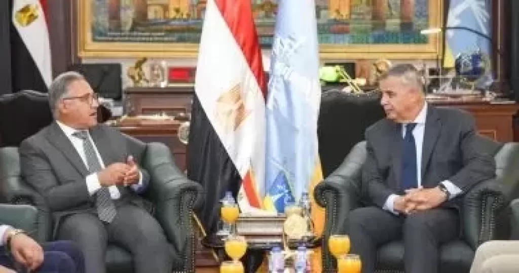 محلية مجلس النواب .. نطالب بحل مشكلة المباني الآيلة للسقوط بالإسكندرية