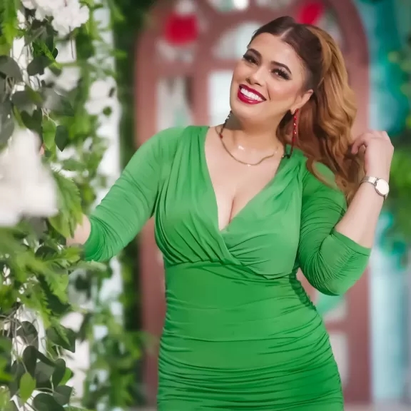 بالفيديو.. بعد ساعات من طرحه.. كليب أميرة الصباغ 'بمزاجي' يتصدر التريند