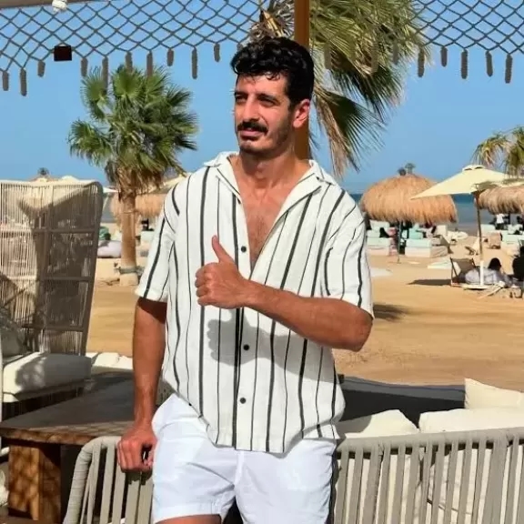القبض علي التيك توكر شاكر فى أحدي الكافيهات بالقاهرة الجديدة