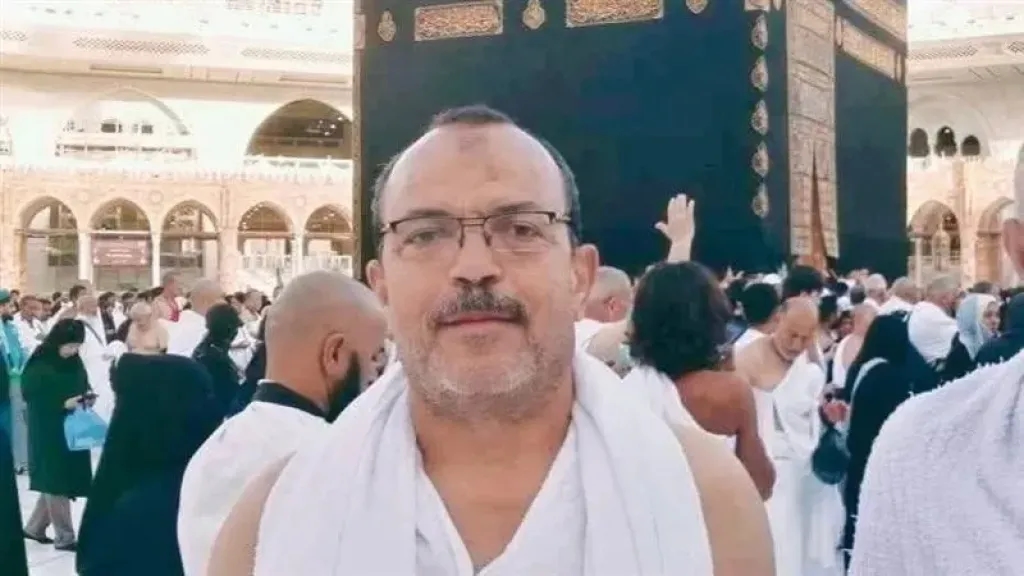 'رحيل في طاعة'.. مؤذن يلقى ربه أثناء رفع أذان العشاء بالقليوبية