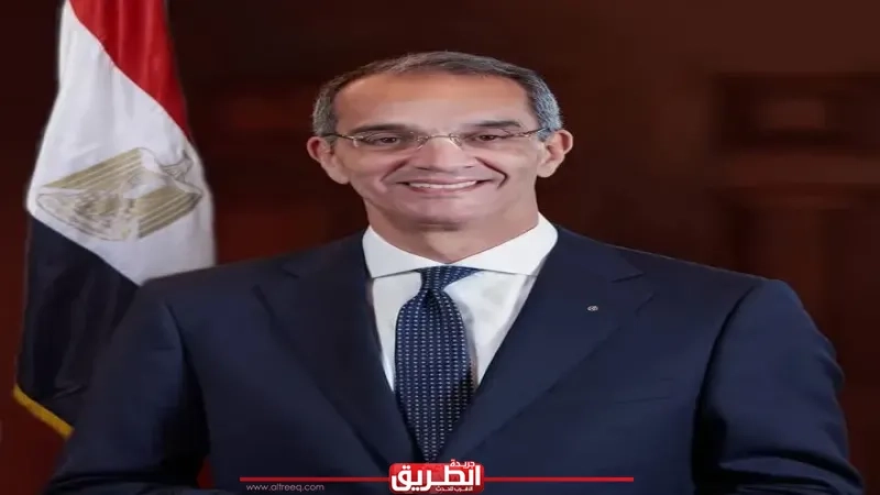 نيابة عن الرئيس السيسي.. وزير الاتصالات يشارك في قمة 'العمل في مجال الذكاء الاصطناعي'