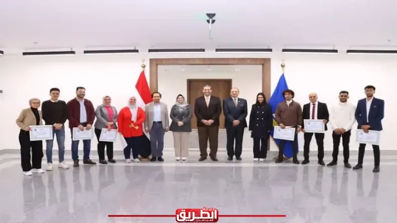 محافظ دمياط يُكرم المشاركين والرعاة والمُنظمين لفاعليات النسخة الأولى من مهرجان دمياط