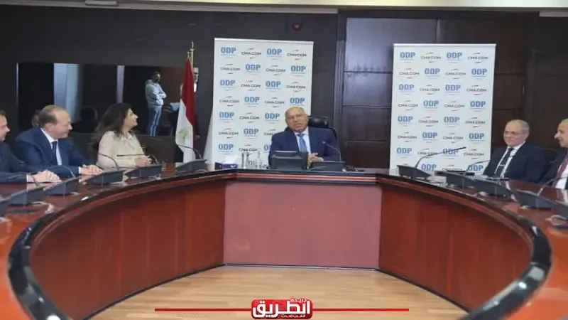 نائب رئيس مجلس الوزراء للتنمية الصناعية وزير الصناعة والنقل يشهد توقيع شراكة استراتيجية بين شركة CMA CGM الفرنسية وميناء أكتوبر الجاف (ODP)