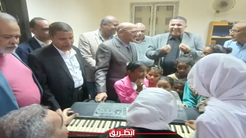 انطلاق فعاليات الدورة الثانية من معرض الشلاتين للكتاب وبرنامج 'مصر جميلة'