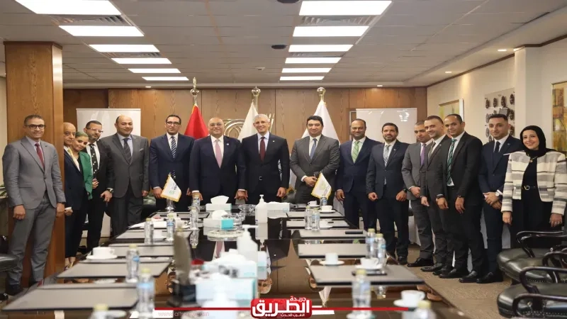 جهاز تنمية المشروعات يوقع عقد تمويل مع البنك العربي الإفريقي الدولي بـ150 مليون جنيه