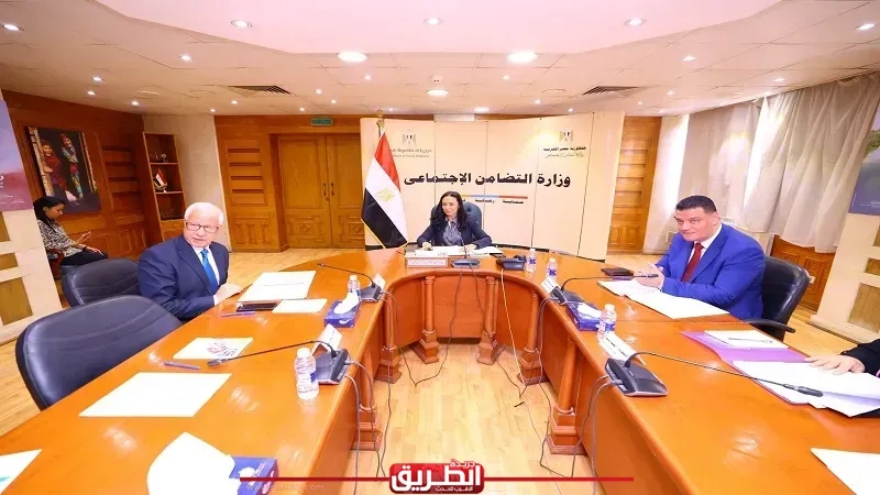 مايا مرسي تترأس اجتماع 'التكافل الاجتماعي' .. وتقدم دعمًا بـ 20 مليون جنيه