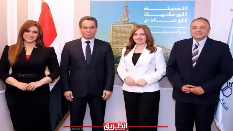 بثلاثة من نجوم ماسبيرو .. برنامج (العالم غدا) على القناة الأولى ينطلق قريبا