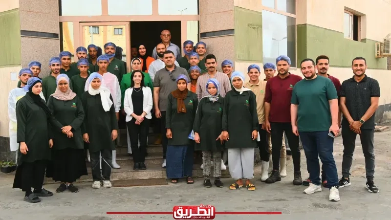 محافظ البحيرة تتفقد 5 مصانع كبرى بالمنطقة الصناعية