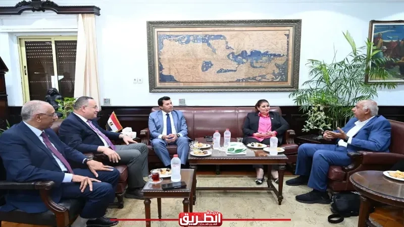 ︎وزير الشباب والرياضة يجتمع مع قيادات جامعة الإسكندرية والمؤسسة العلمية للقلب والشرايين لبحث التعاون في التوعية بالموت القلبي المفاجئ في القطاع الرياضي
