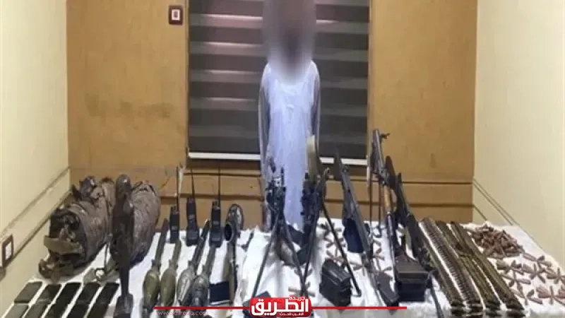 مصرع عنصر إجرامي في مداهمة لأوكار بيع المخدرات بأسوان.. صور